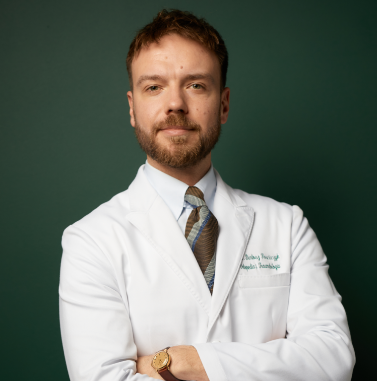 Lek. Bartosz Kościuczyk