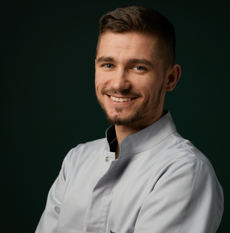 Mgr Piotr Grzybowski